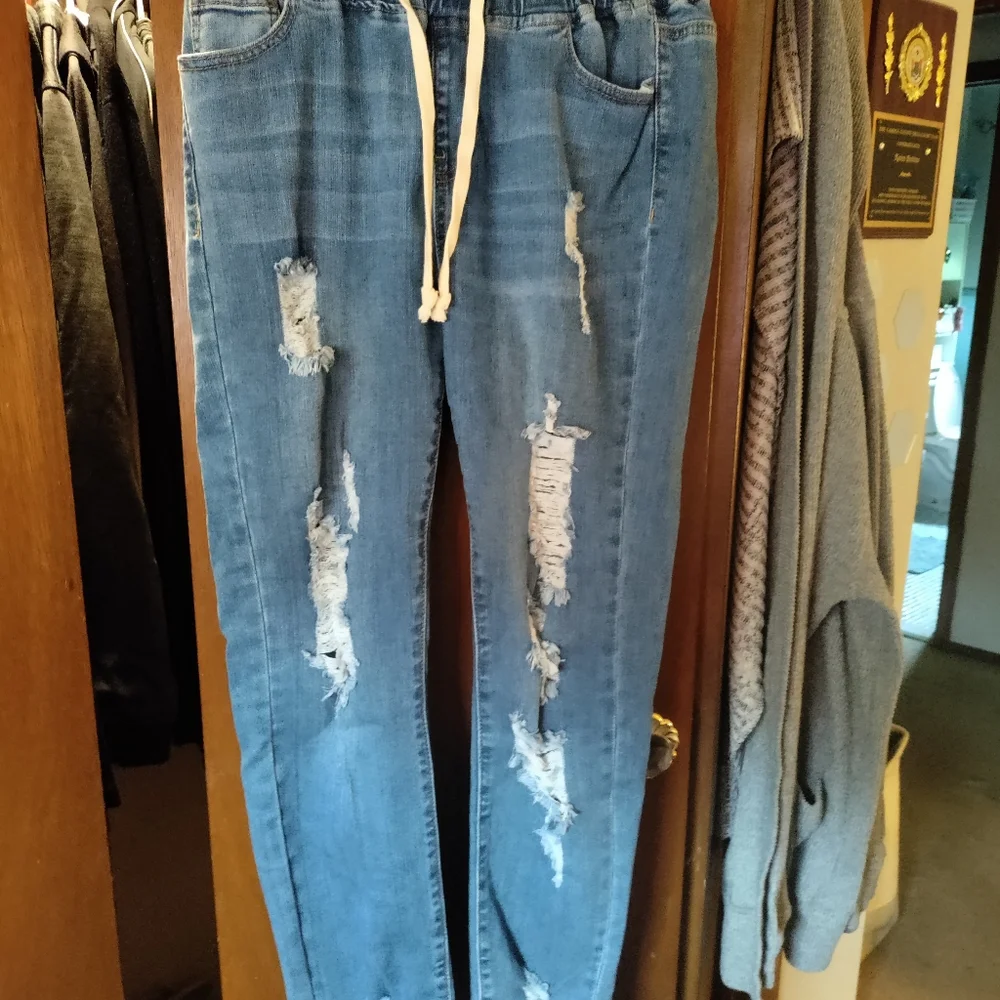 Drawstring Ripped jeans - Picture 3 of 3